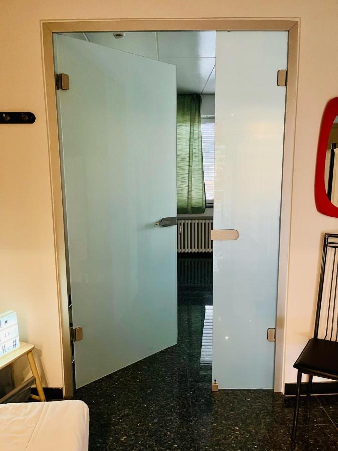 Nasa Wohnung Uerdingen Krefeld Kültér fotó
